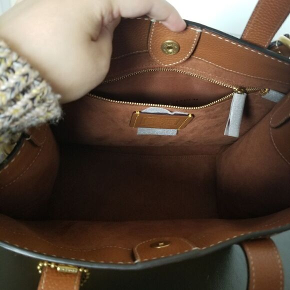 NWOT Coach Disney Field Large Tote - Picture 10 of 10